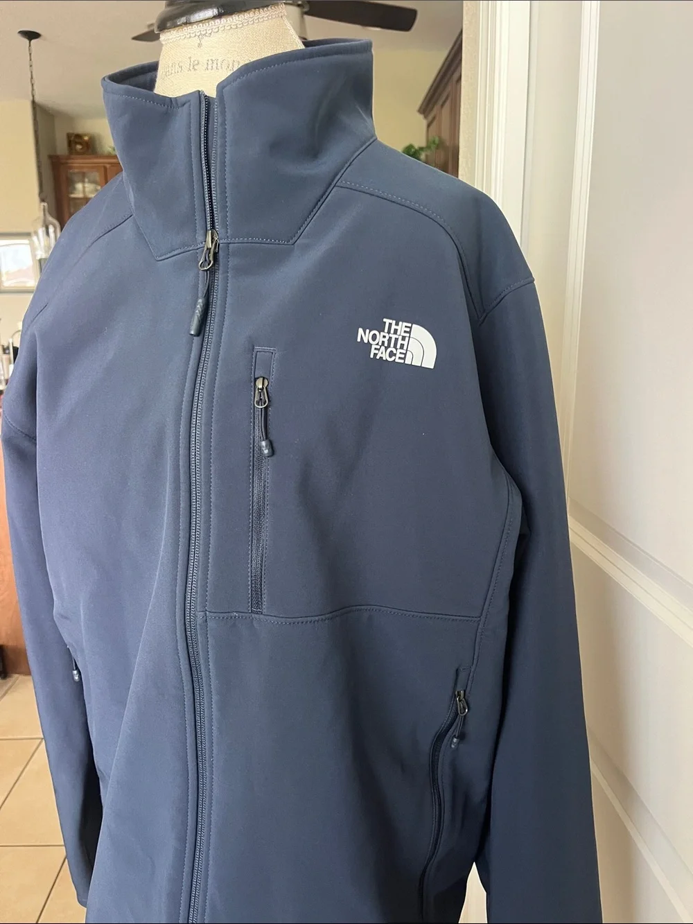 EUC The North Face Apex Barrier navy blue full zip jacket size XL
